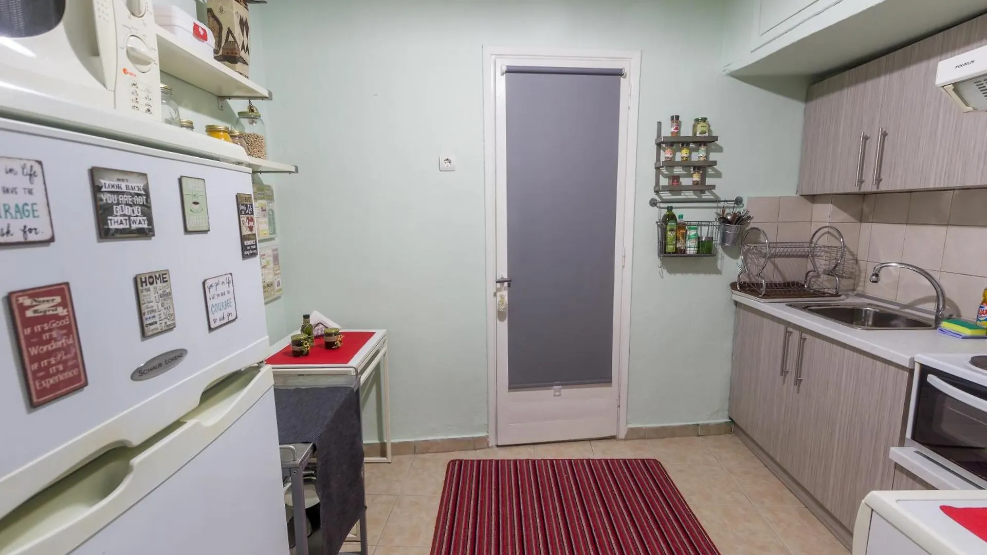 Cosy Apt With Terrace In Thessaloniki Center! شقة